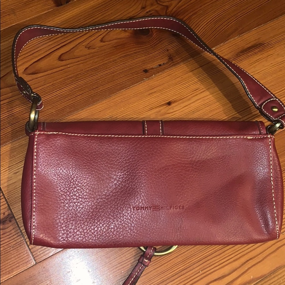 Red Purse - Picture 2 of 4